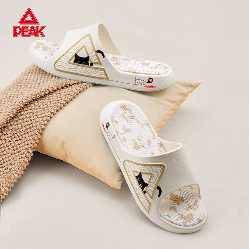 [Limited Edition] PEAK Slipper Taichi Lucky Cat